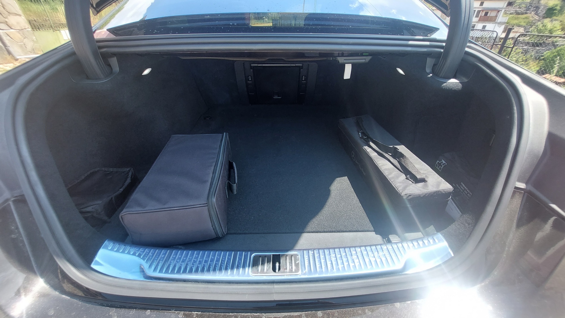 Караме хибридния Mercedes S580e