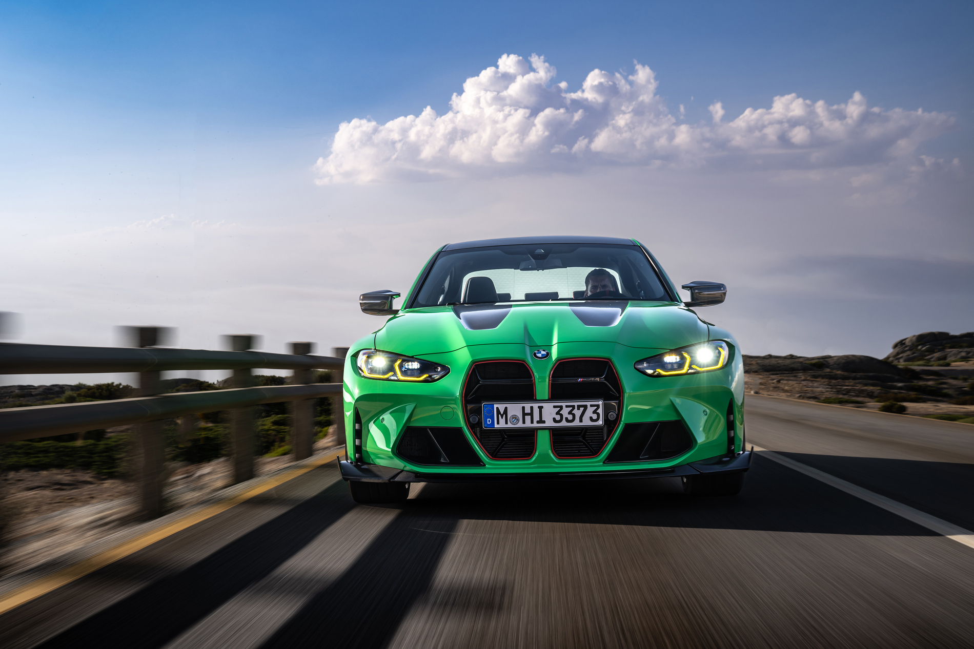 BMW M3 CS е с 550 к.с.