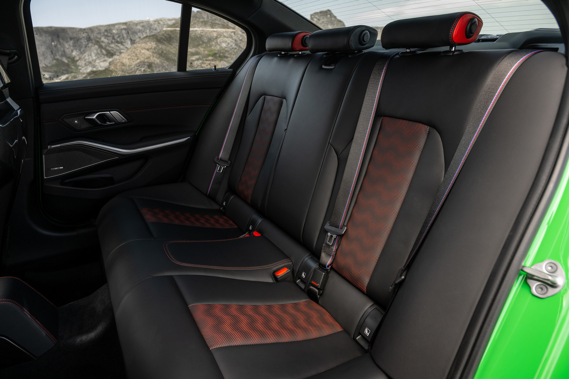BMW M3 CS е с 550 к.с.