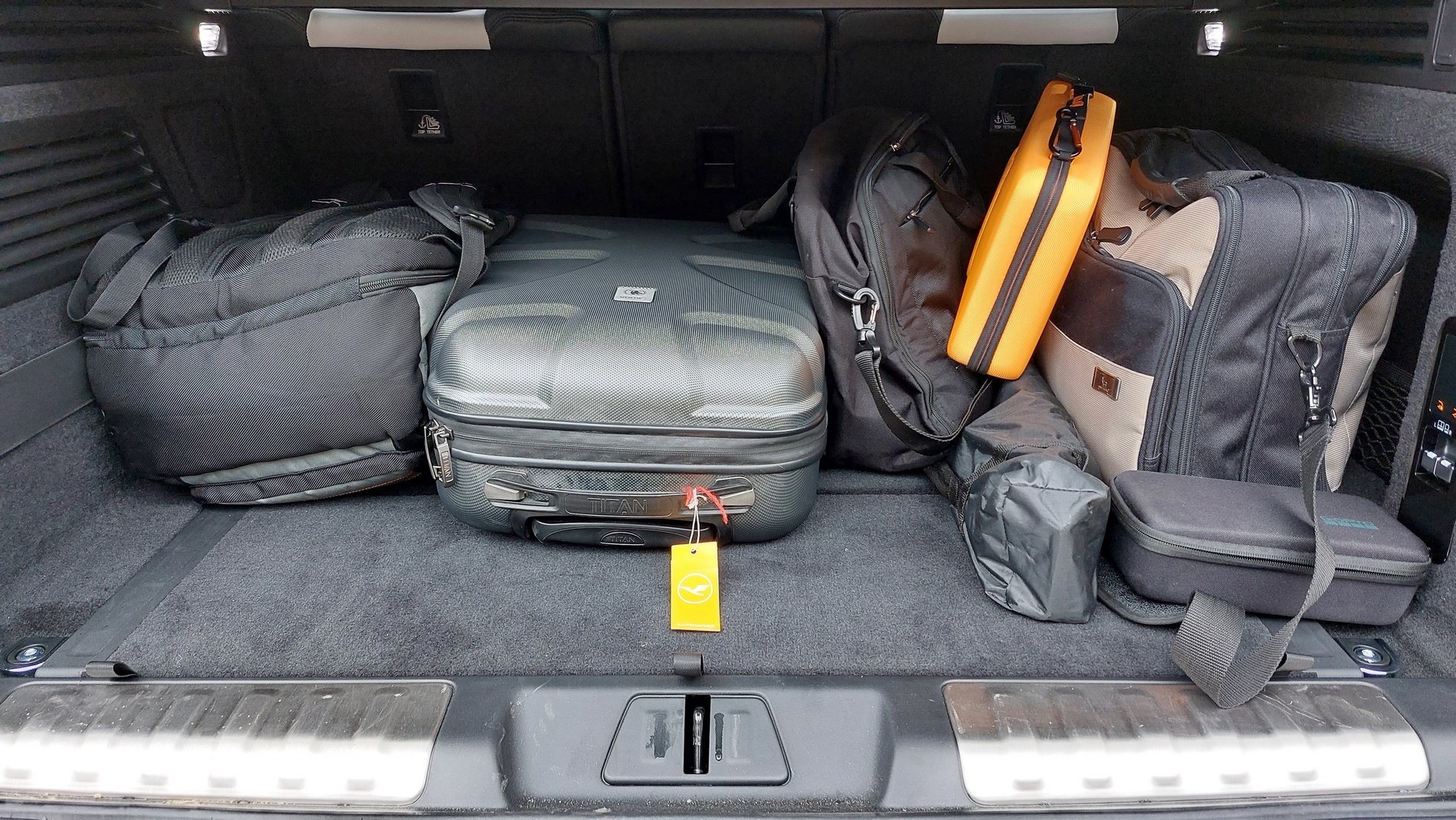 Караме новото поколение Range Rover Sport
