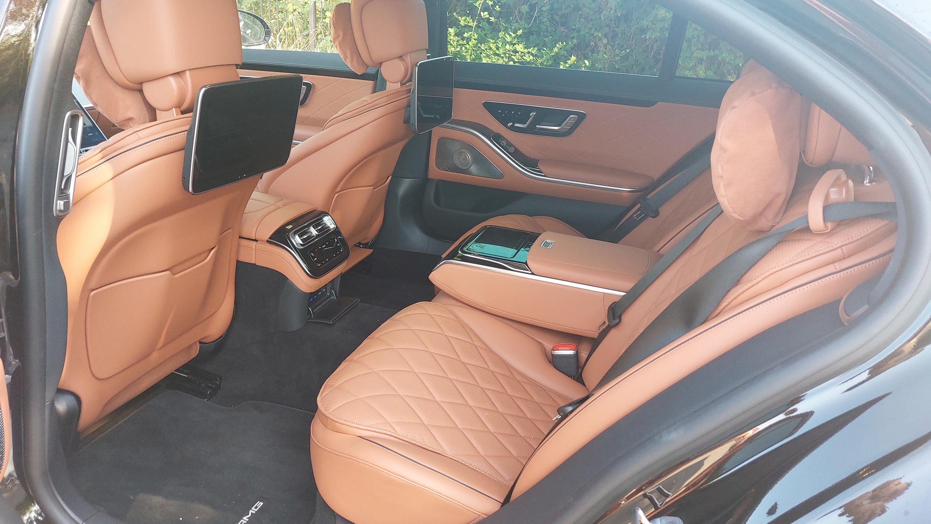 Караме хибридния Mercedes S580e