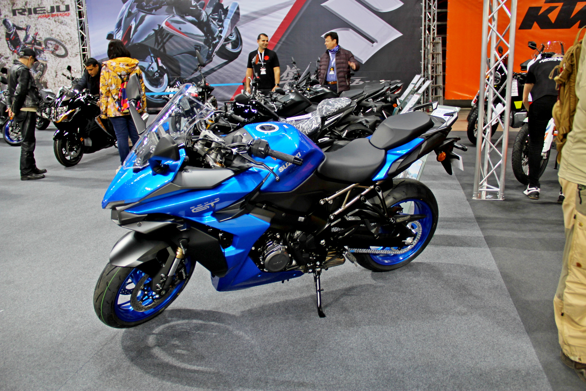 Премиери на всеки щанд на Moto Expo 2023