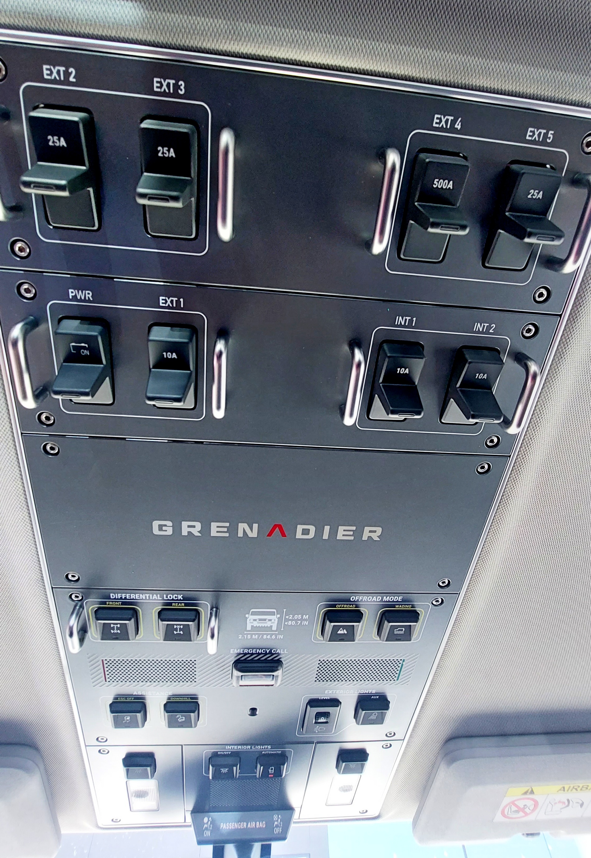 Караме офроудър революцията Ineos Grenadier
