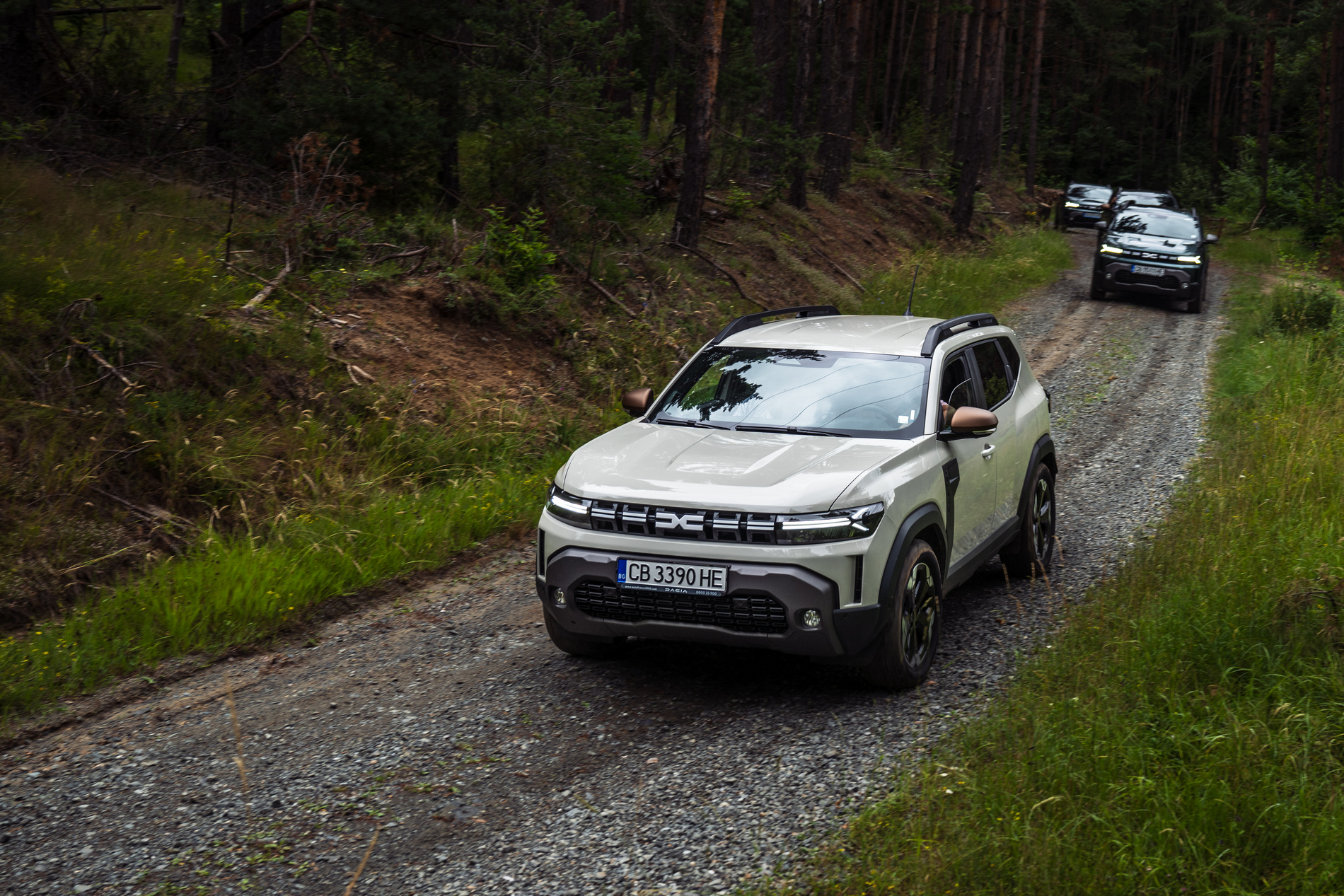 Караме новото поколение Dacia Duster