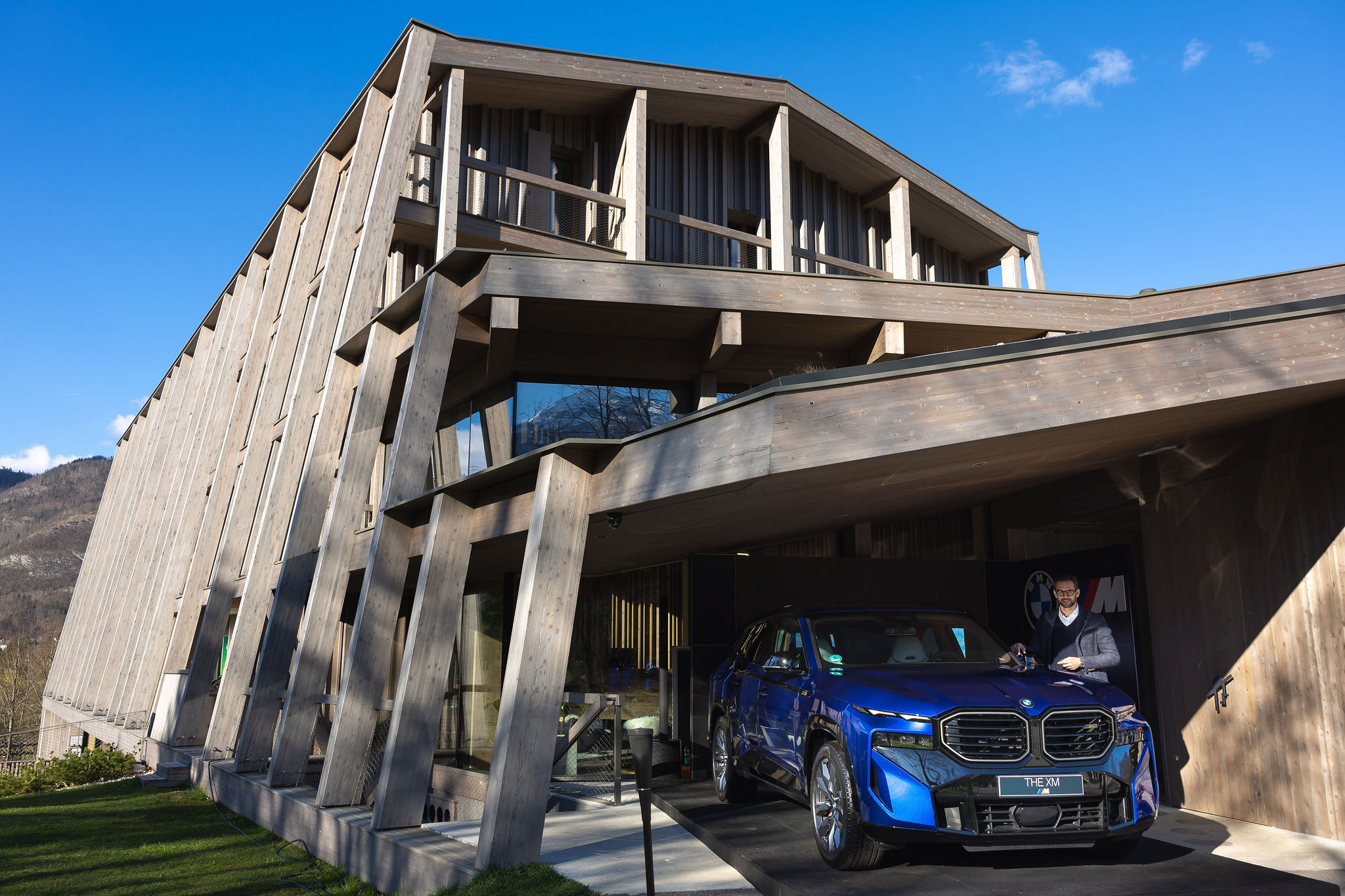 Разбулихме BMW ХМ и М2