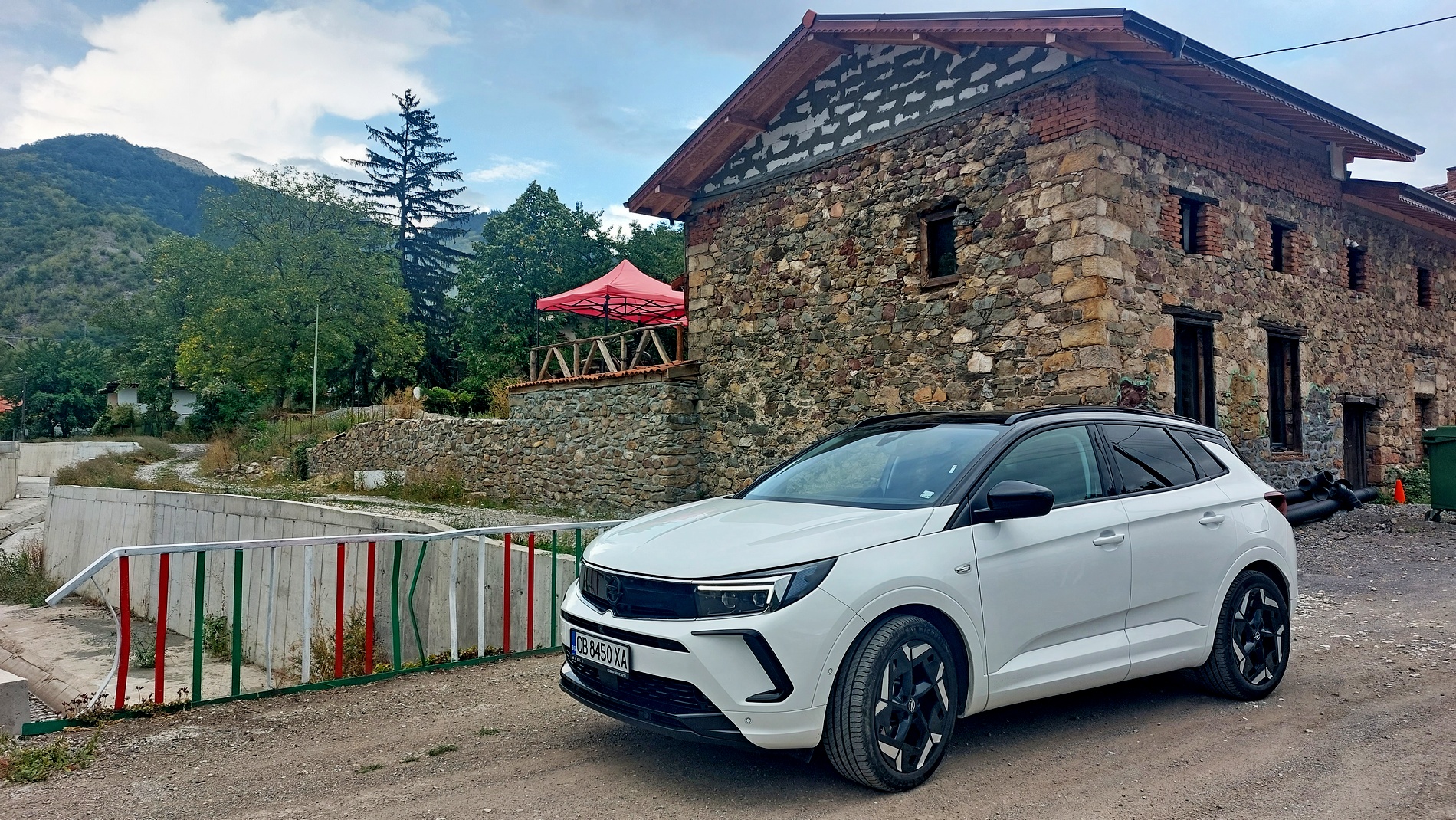 Караме Opel Grandland GSe с 300 к.с.