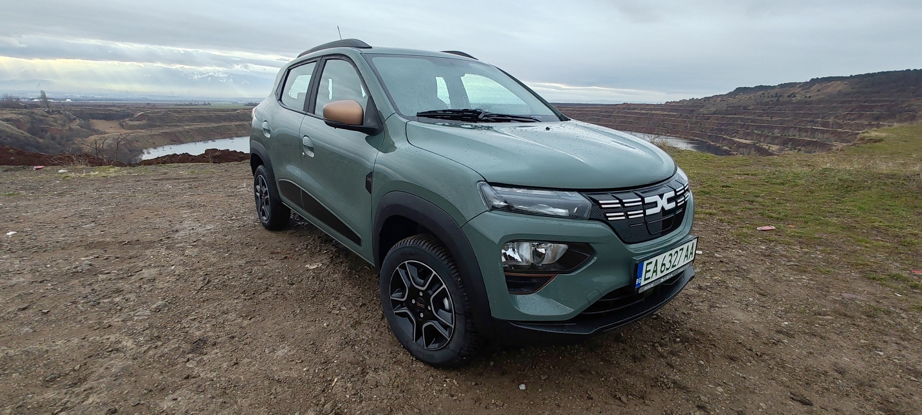 Караме електрическата Dacia Spring Extreme