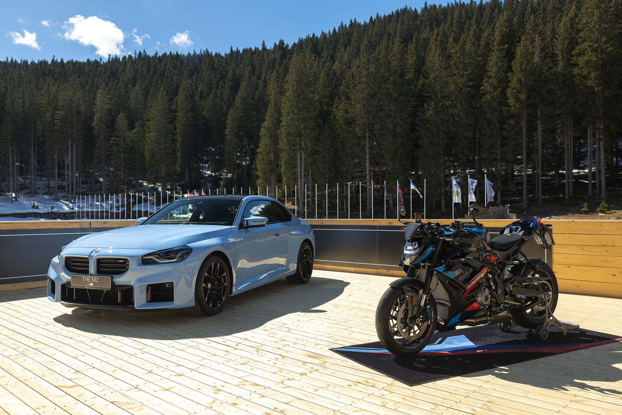 Разбулихме BMW ХМ и М2