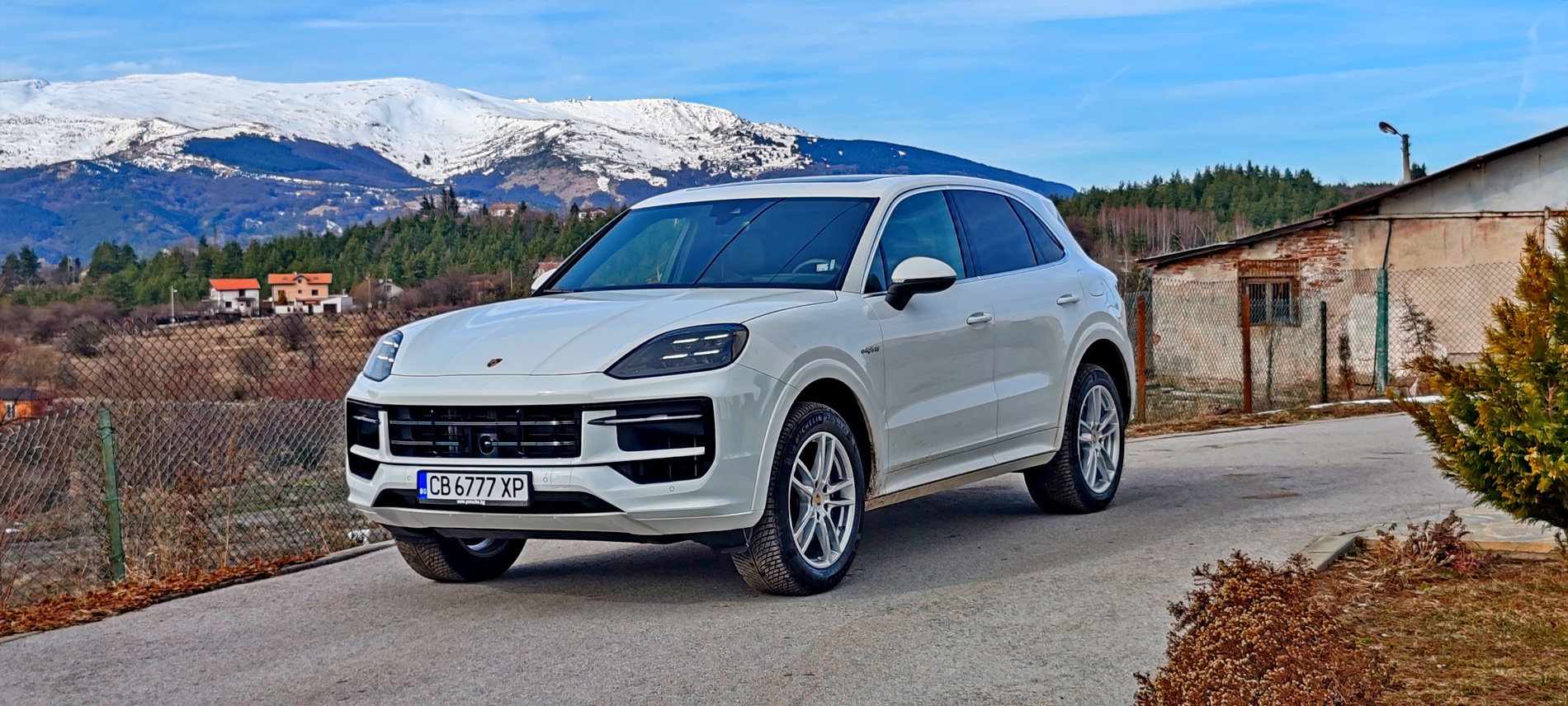 Караме новия Porsche Cayenne плъг-ин хибрид