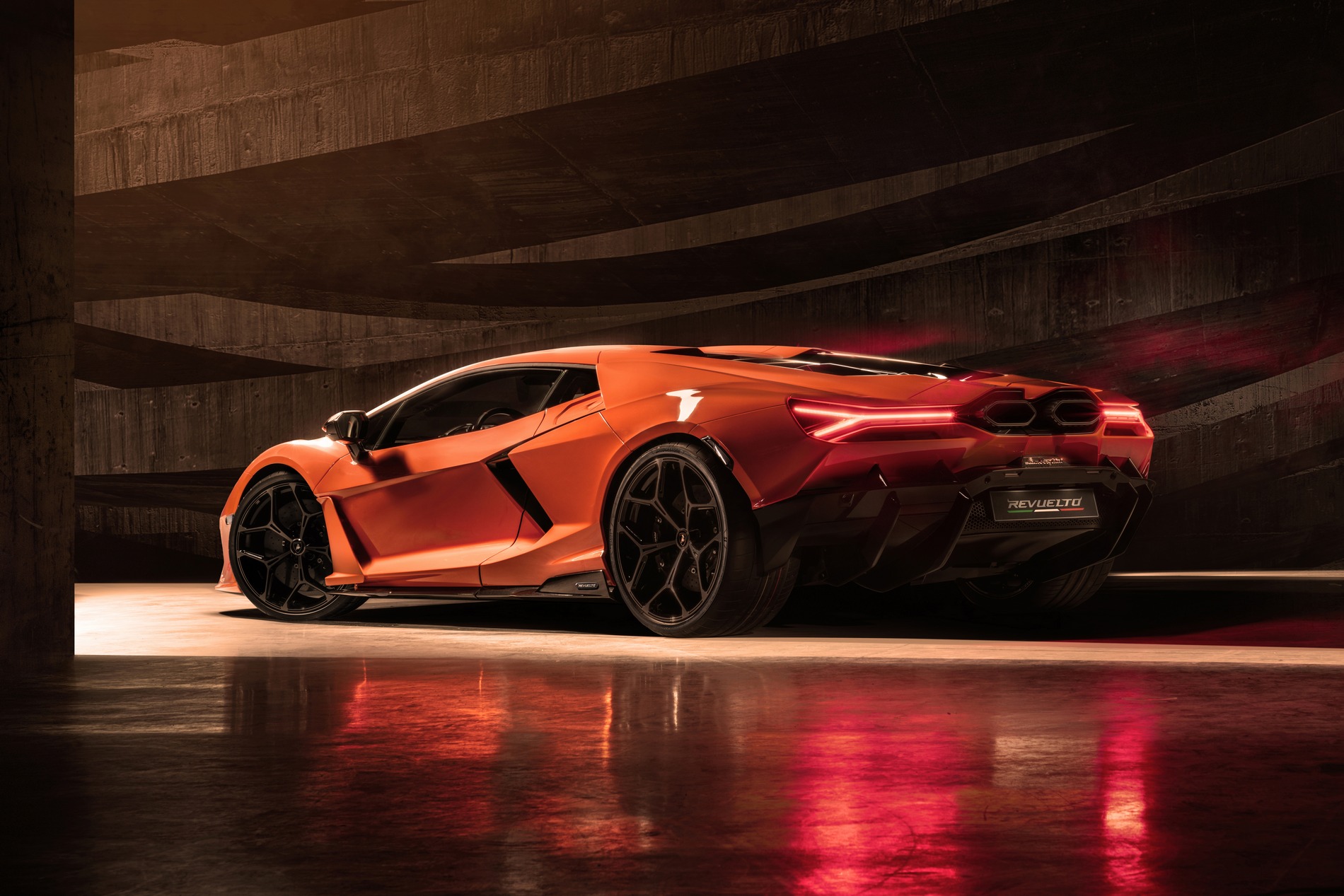 Lamborghini с луд супер хибрид