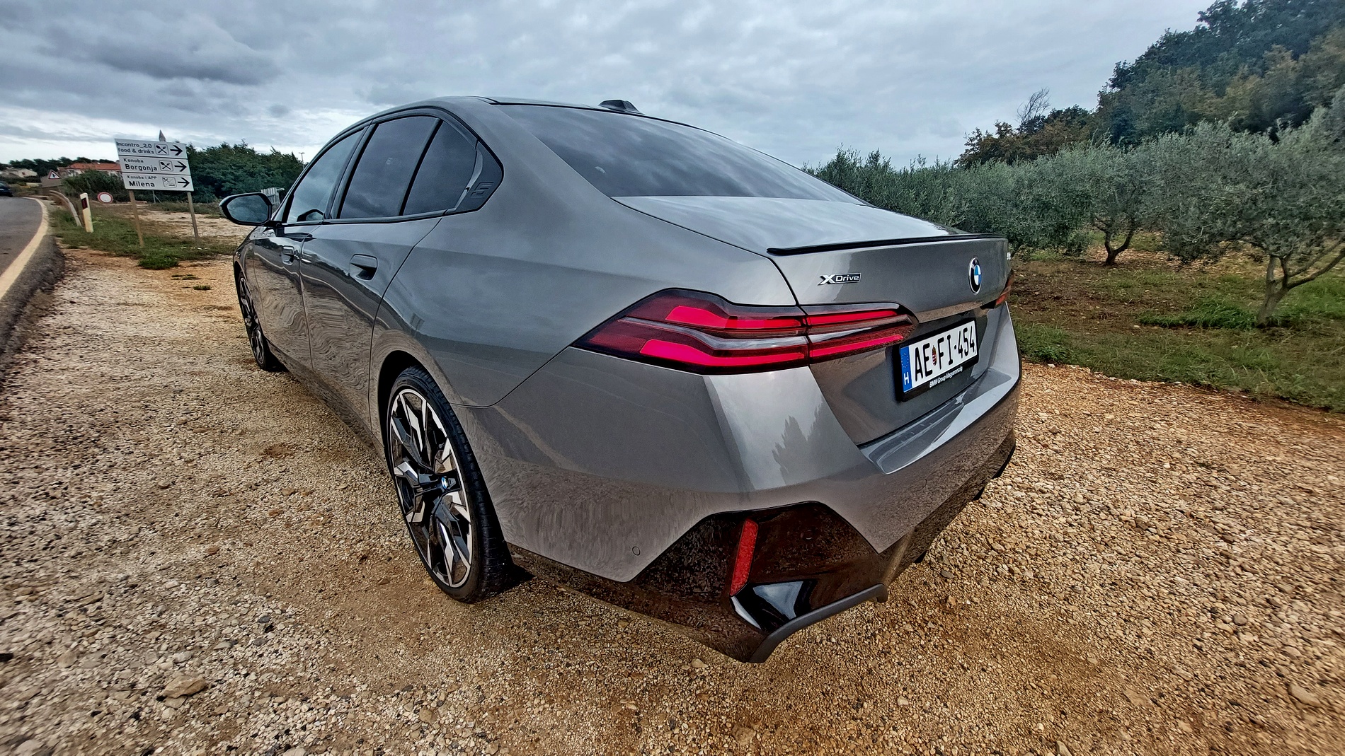 Караме новото поколение BMW Серия 5