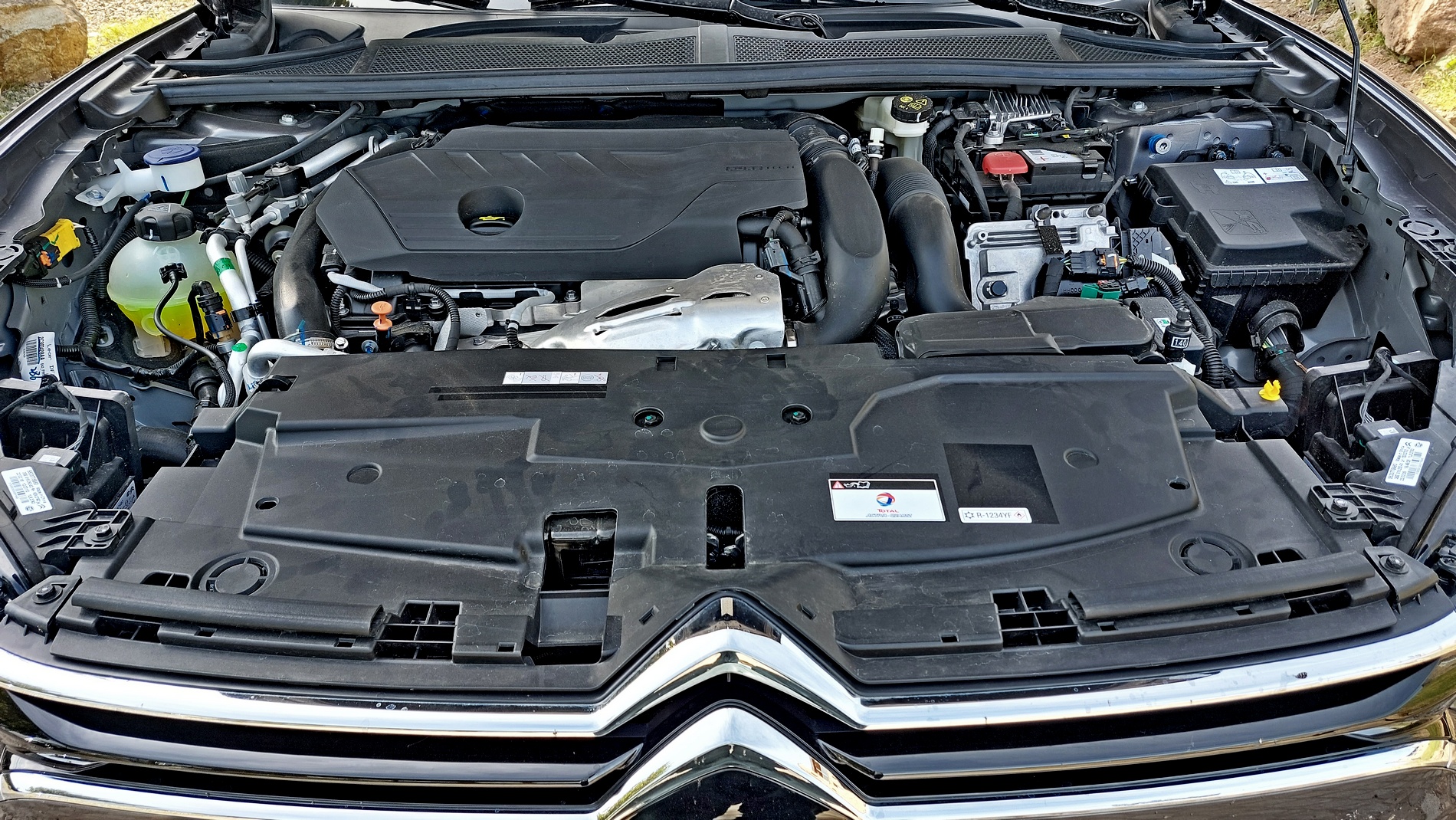 Караме Citroën C5 във вариант хибрид и SUV