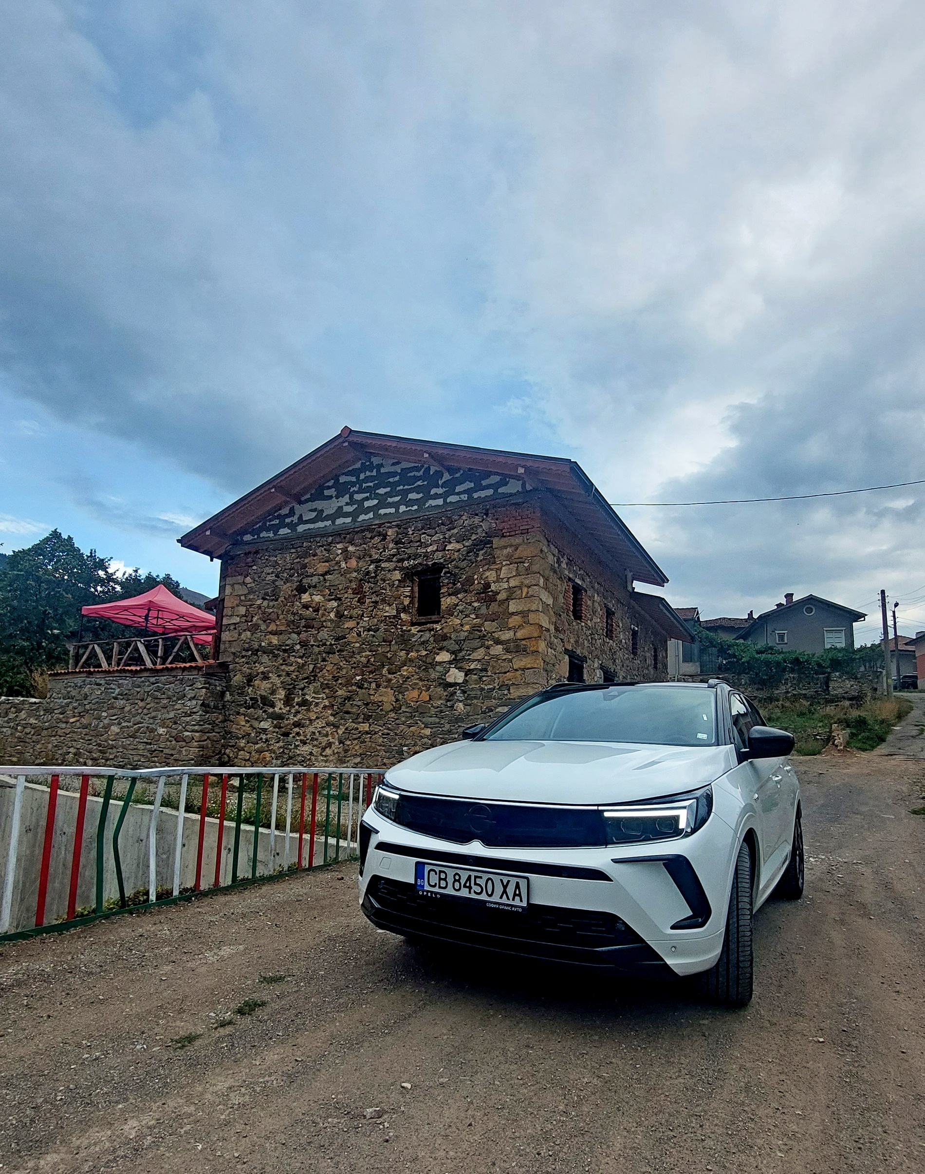 Караме Opel Grandland GSe с 300 к.с.