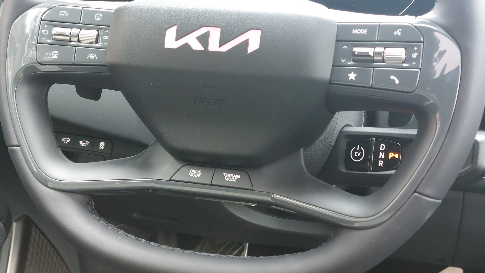 Караме най-скъпата Kia