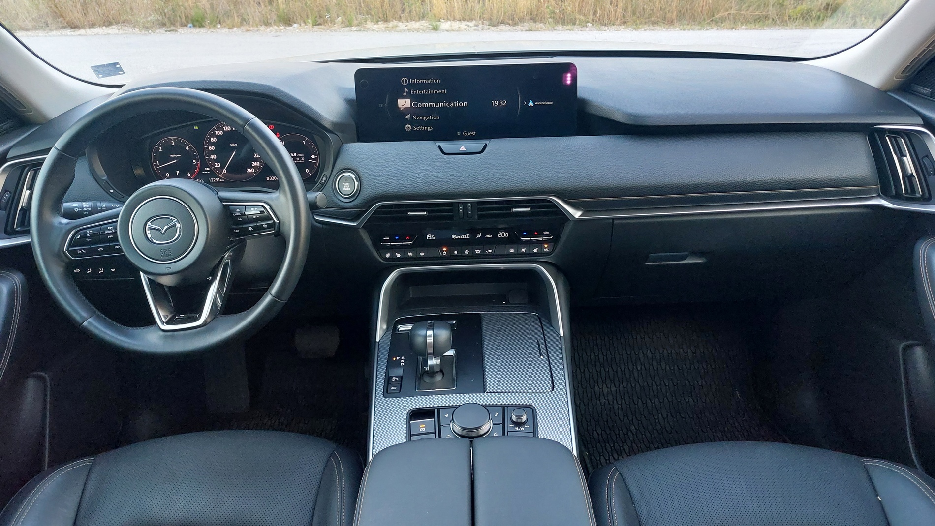 Караме Mazda CX-60 с дизелов шестак