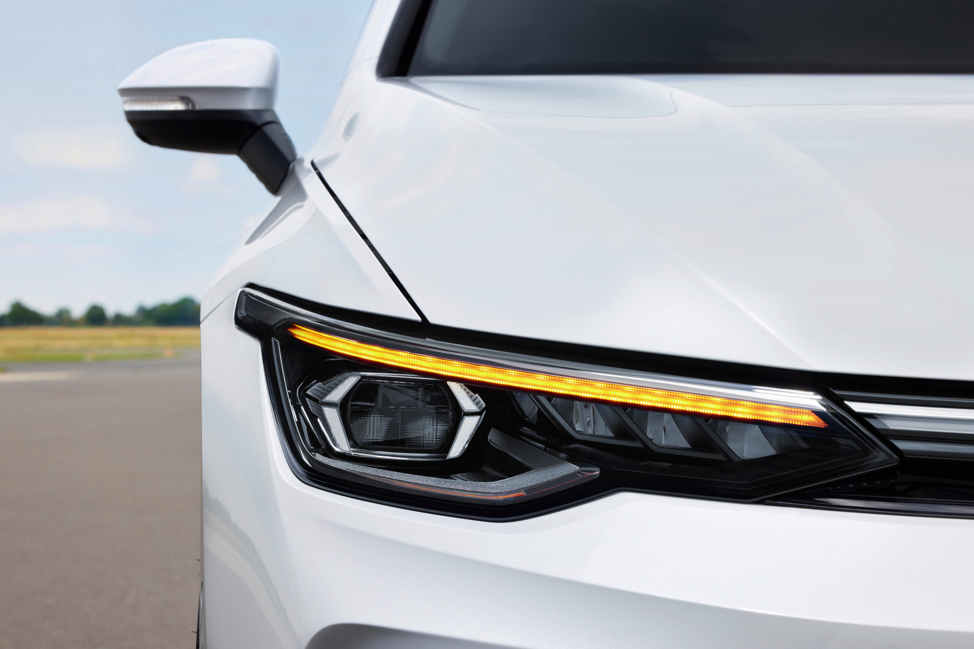 Посрещнете фейслифта на VW Golf 8
