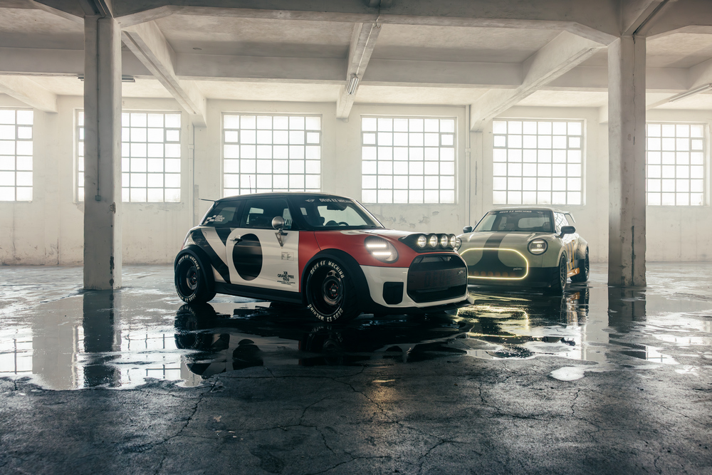 Моден бранд направи две концепции MINI JCW