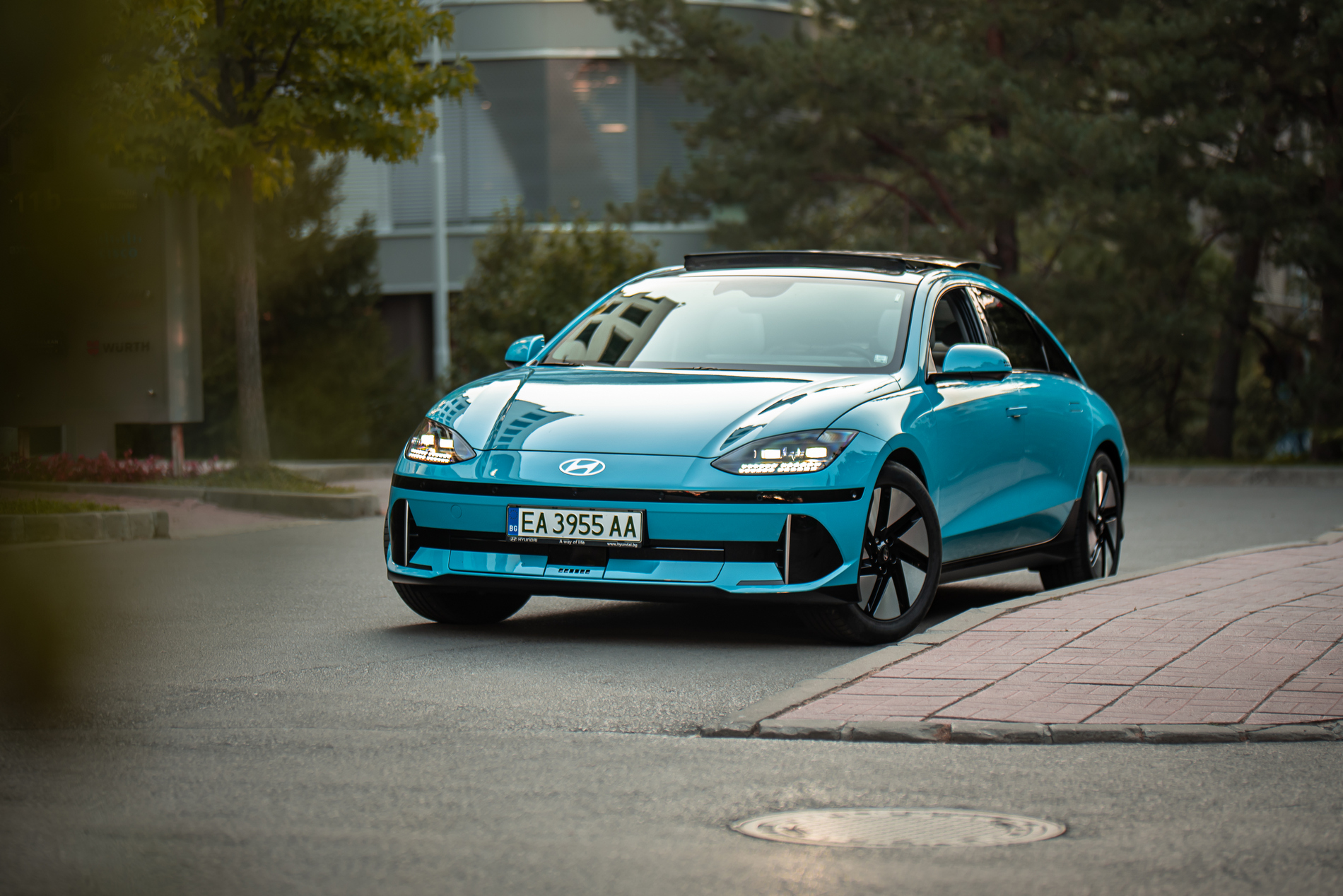 Караме 4-вратото купе Hyundai Ioniq 6