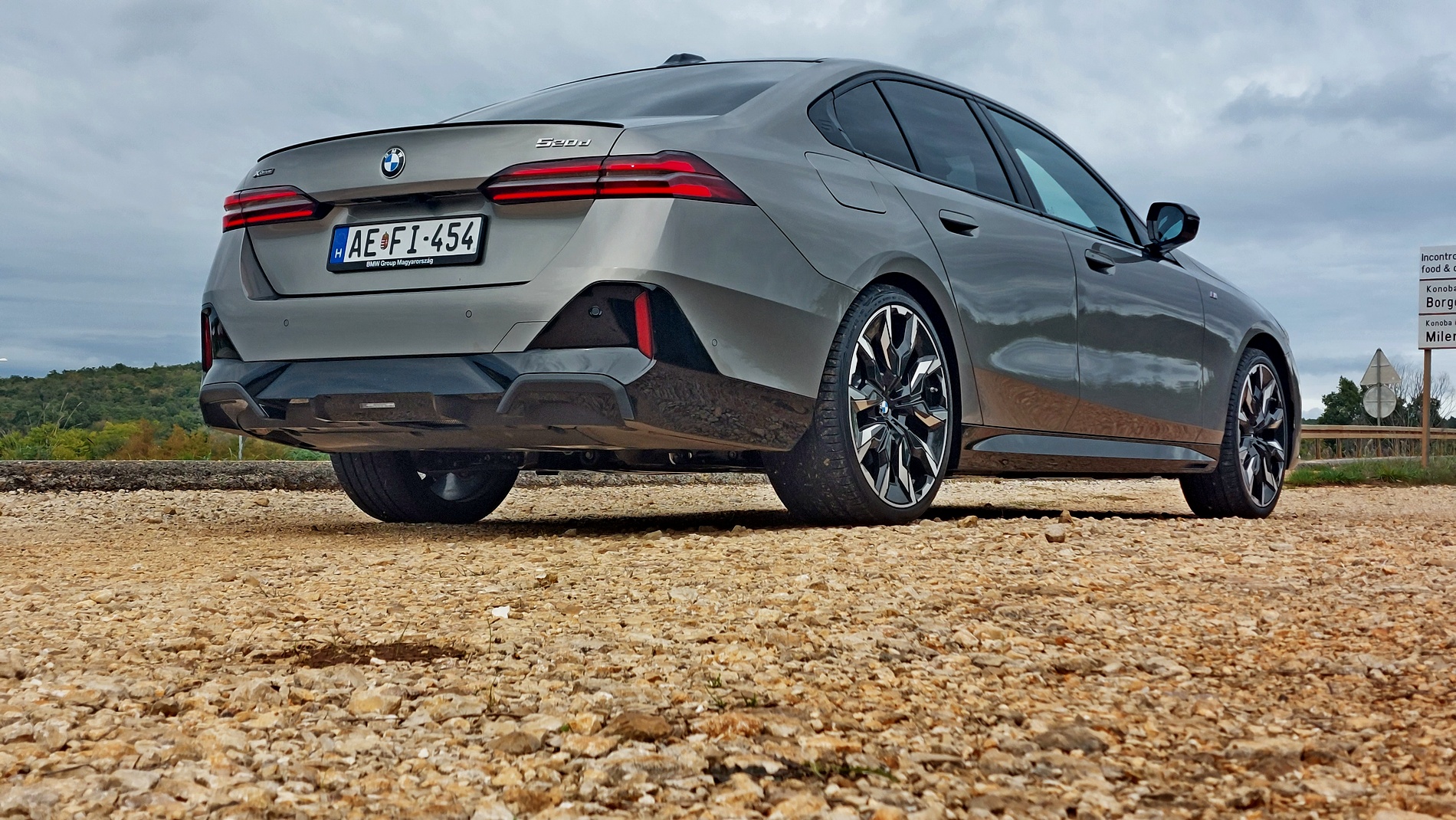 Караме новото поколение BMW Серия 5