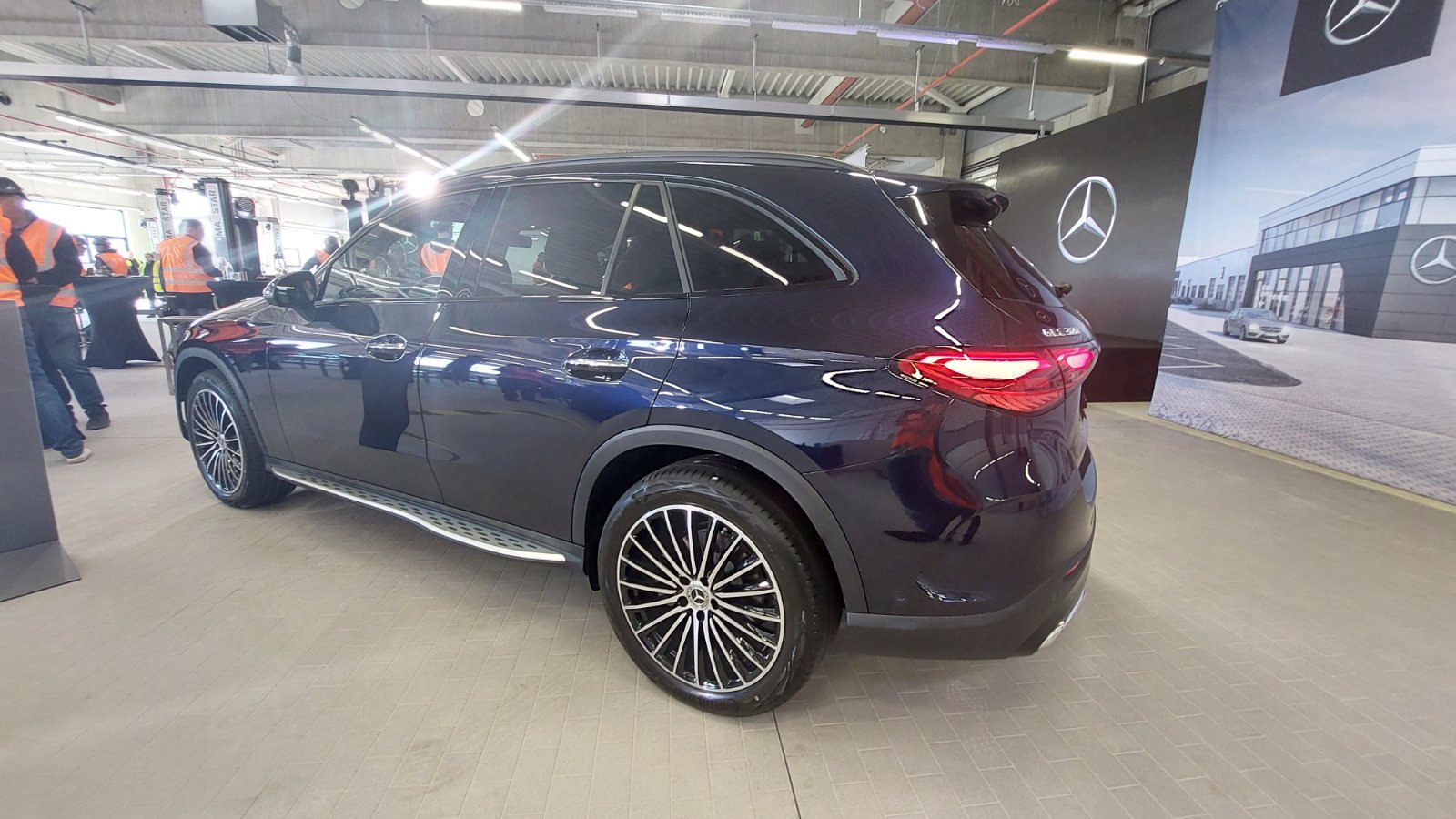 Разкриха у нас Mercedes-Benz GLC